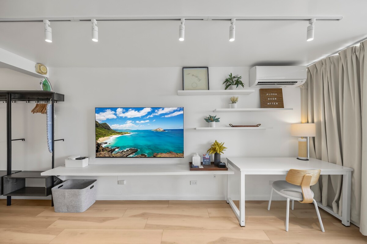 24F-Stunning Studio/Partial Ocean View-Waikiki