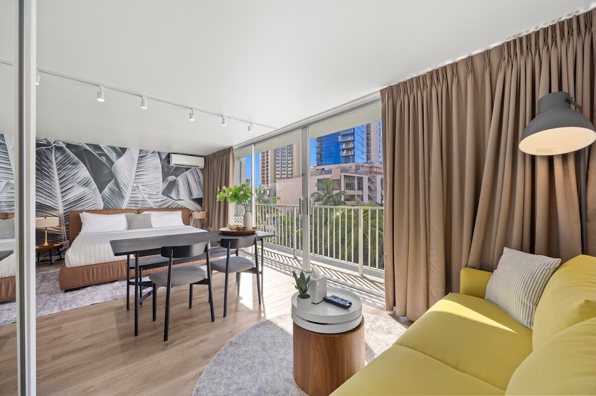 Gorgeous Upscale King Studio-5min to Waikiki Beach