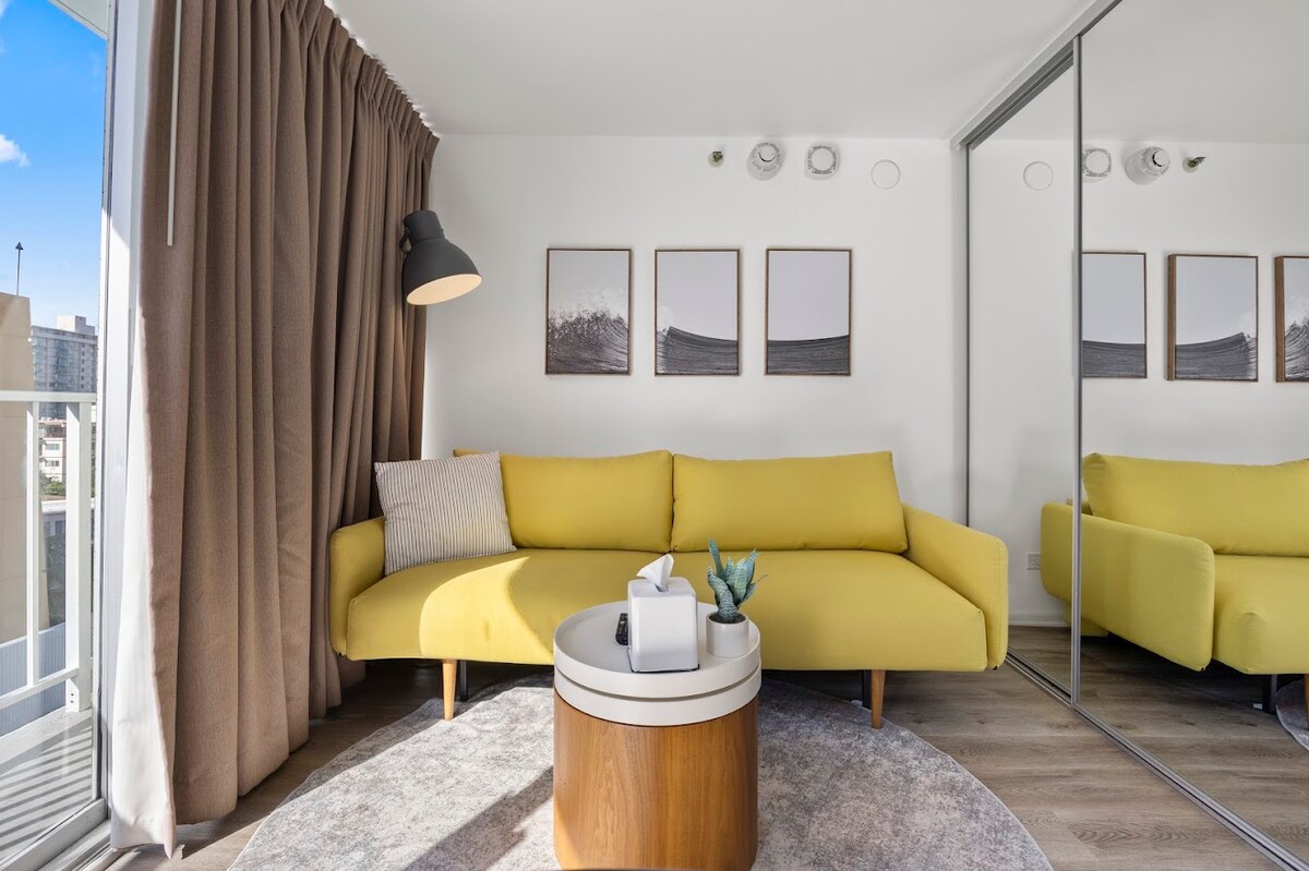 Gorgeous Upscale King Studio-5min to Waikiki Beach
