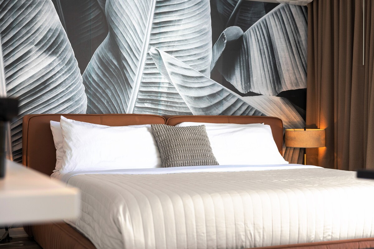 Gorgeous Upscale King Studio-5min to Waikiki Beach