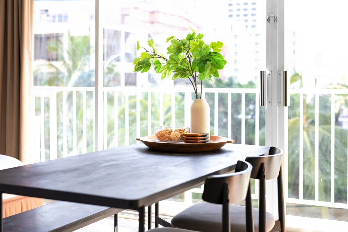 Gorgeous Upscale King Studio-5min to Waikiki Beach