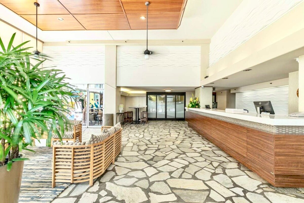 Gorgeous Upscale King Studio-5min to Waikiki Beach