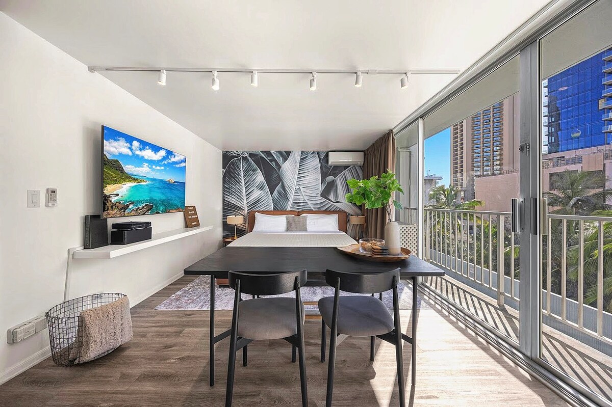 Gorgeous Upscale King Studio-5min to Waikiki Beach