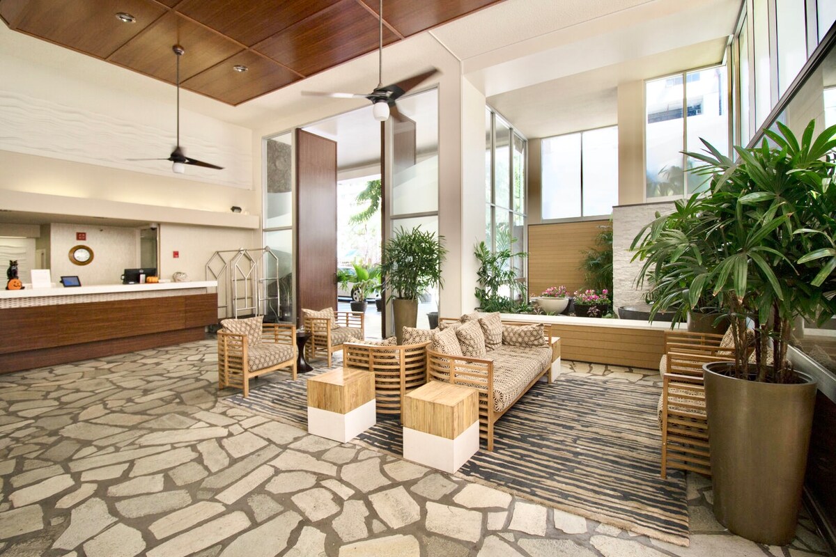 Gorgeous Upscale King Studio-5min to Waikiki Beach