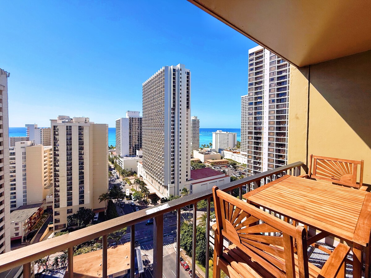22FL-Upscale Fully Renovated-1BR-Waikiki!