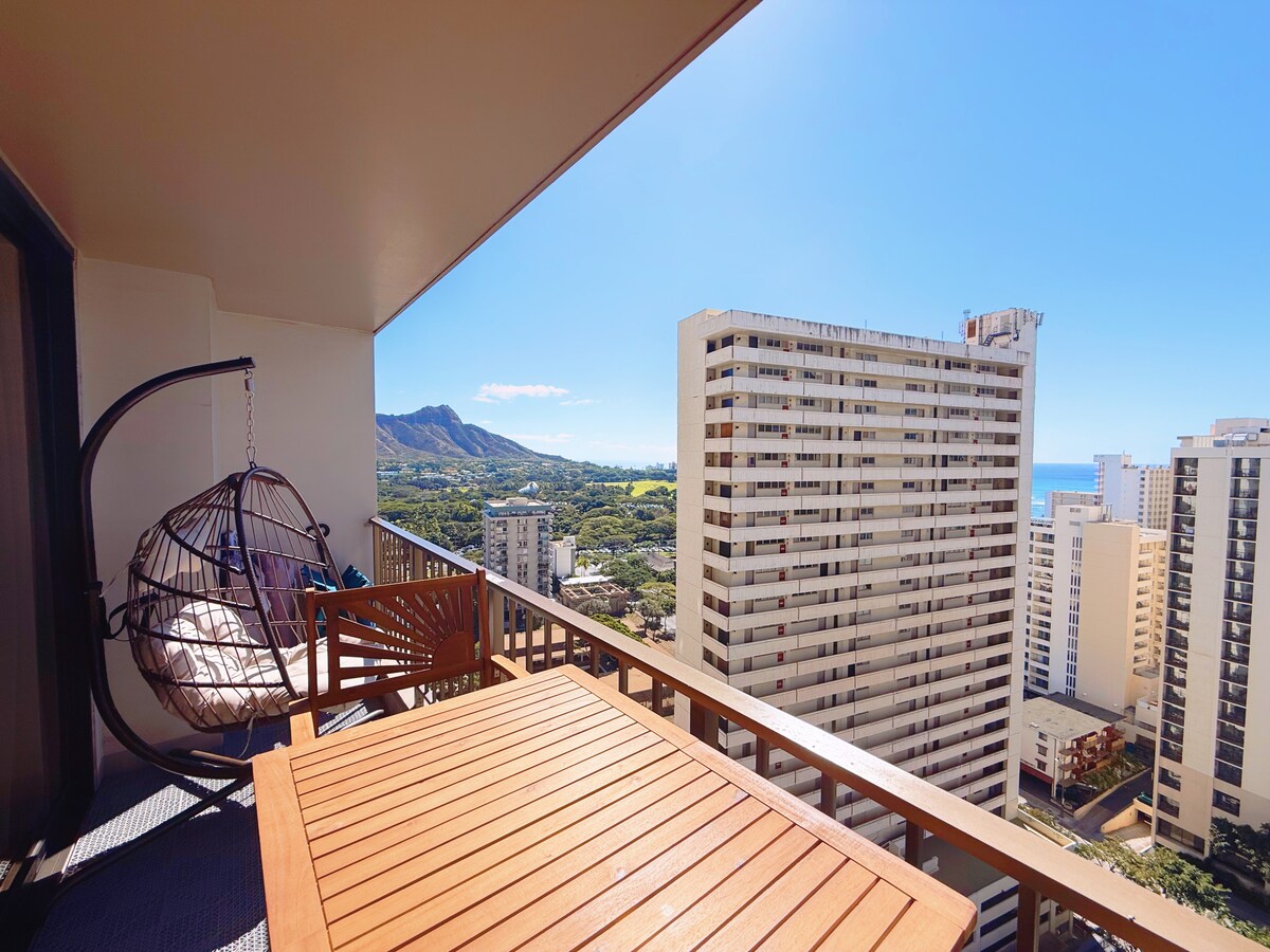22FL-Upscale Fully Renovated-1BR-Waikiki!