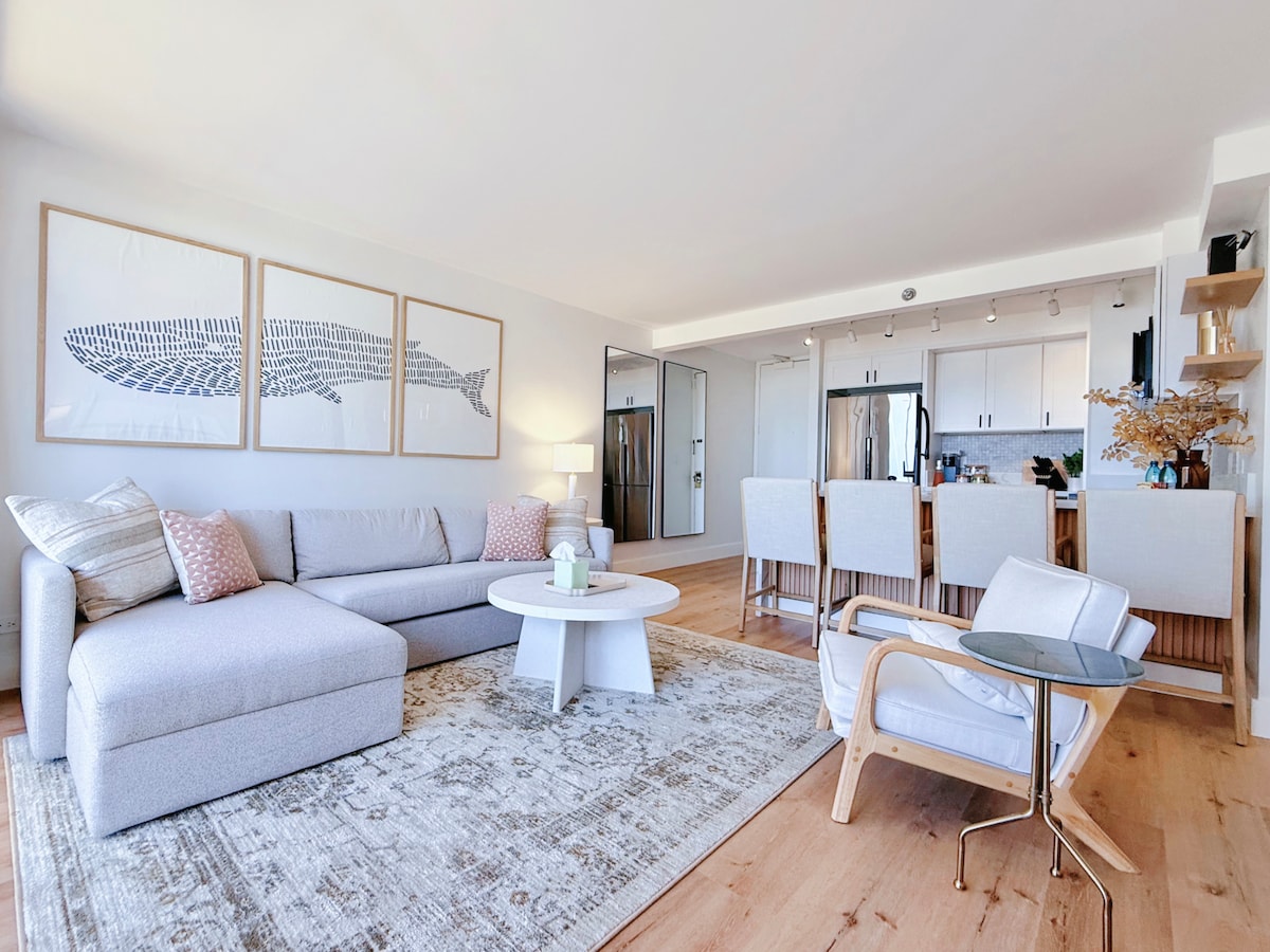 22FL-Upscale Fully Renovated-1BR-Waikiki!