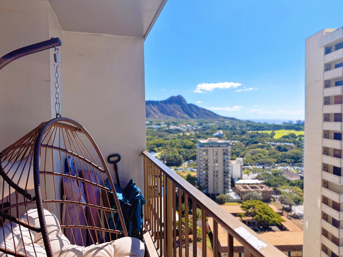 22FL-Upscale Fully Renovated-1BR-Waikiki!