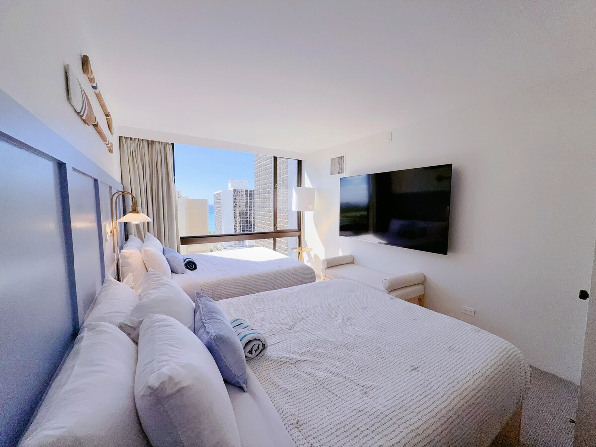 22FL-Upscale Fully Renovated-1BR-Waikiki!