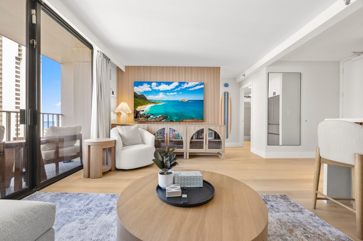 12F-Upscale Tropical 1BR-Waikiki Condo w/Parking!