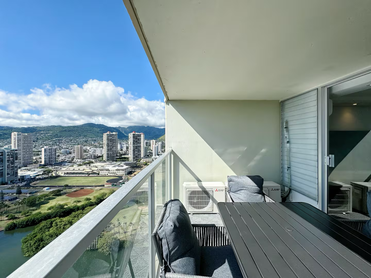 35FL-Upscale Fully Remodeled 1BR-Waikiki Beach~