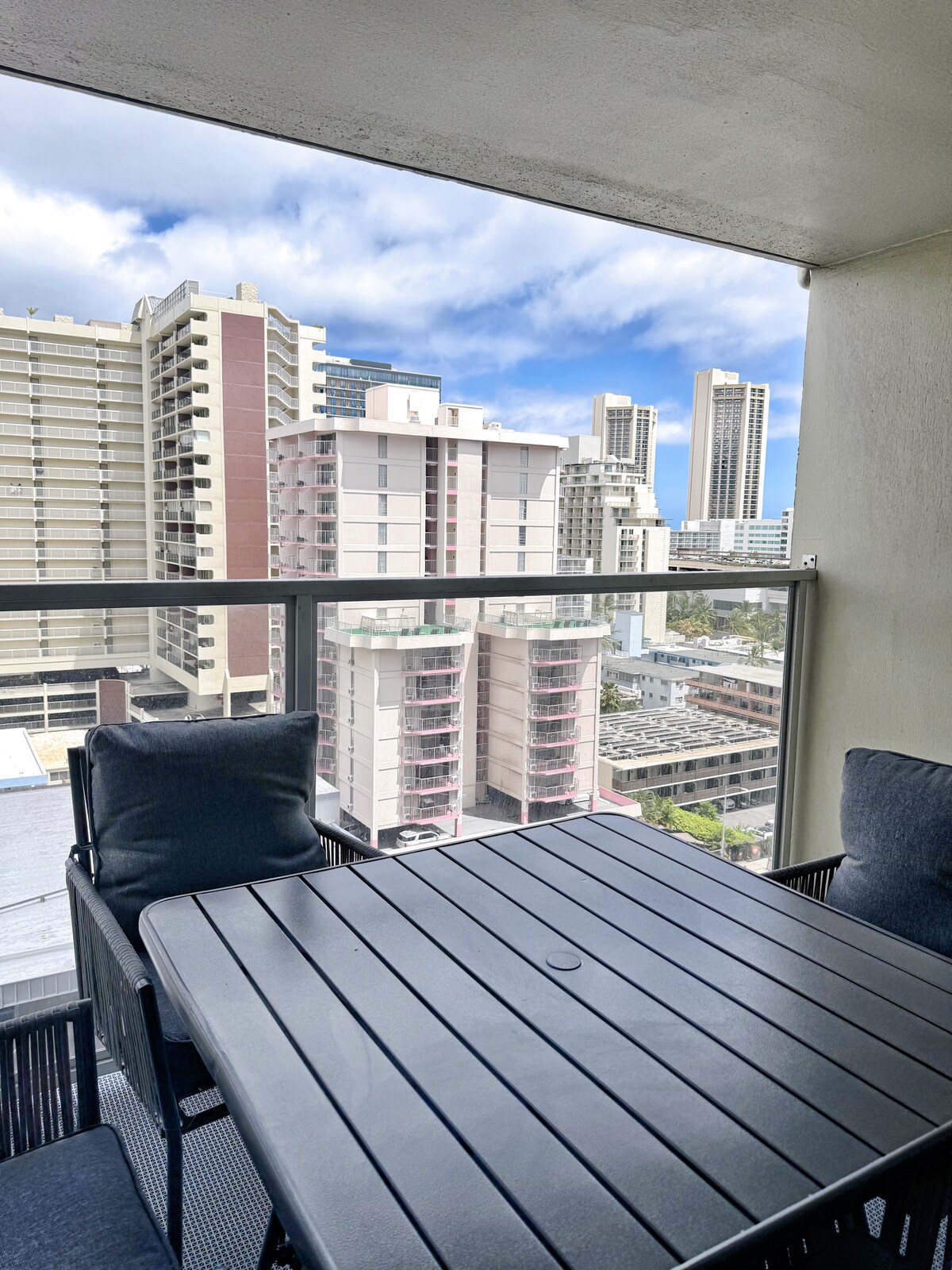 15F-Stunning Boutique King Studio-Waikiki Beach~