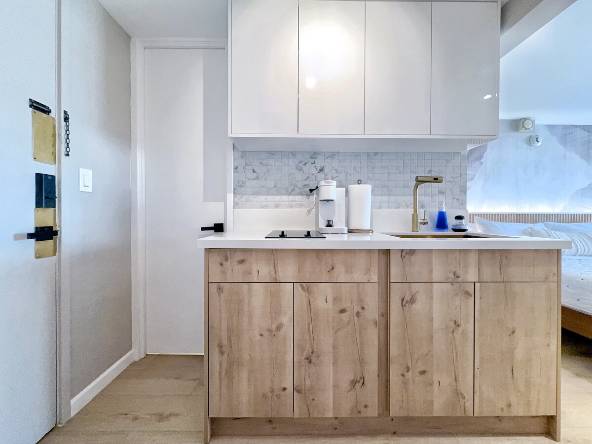 15F-Stunning Boutique King Studio-Waikiki Beach~
