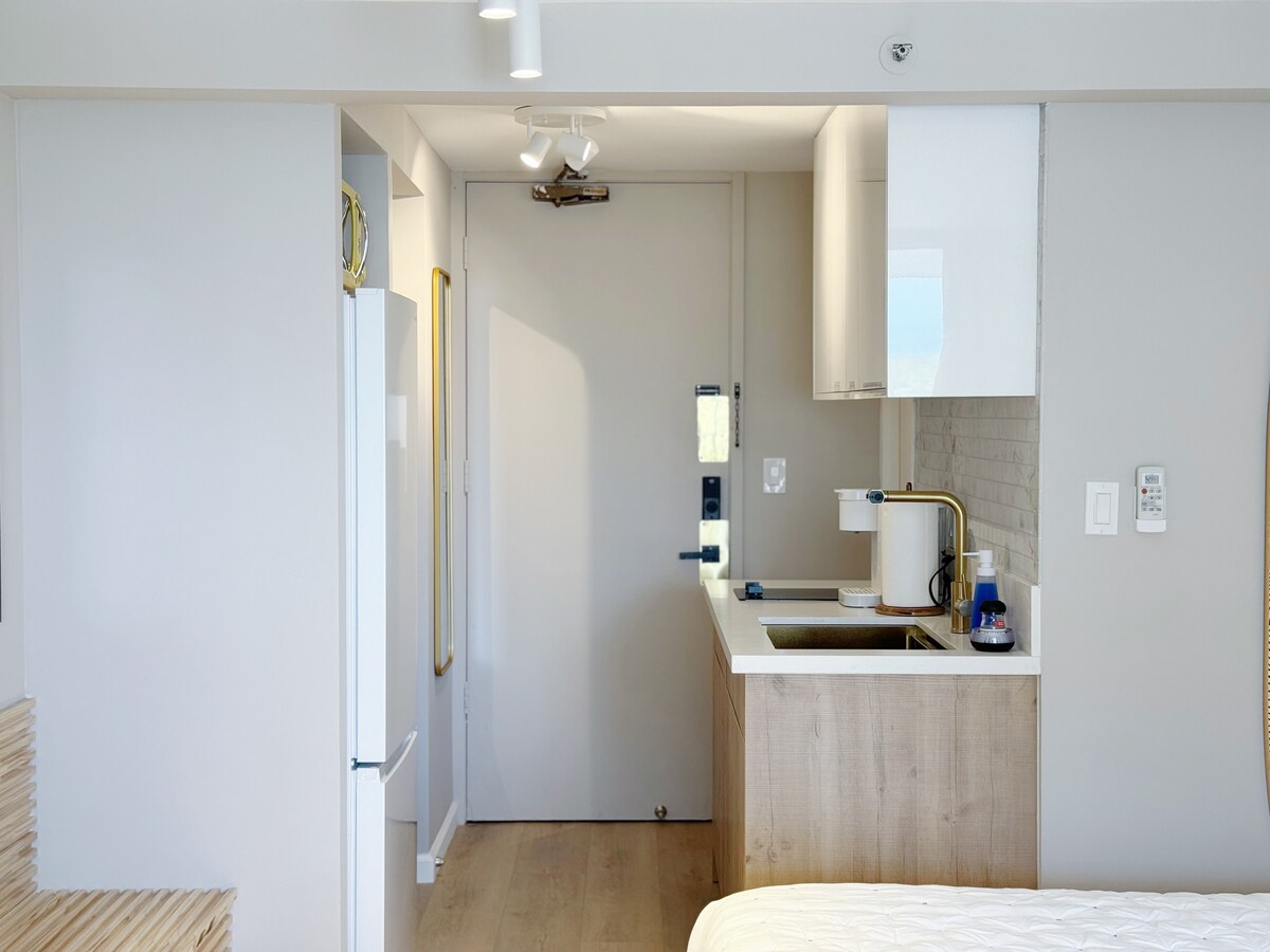 15F-Stunning Boutique King Studio-Waikiki Beach~