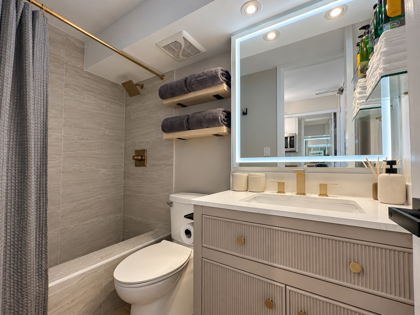 28F-Upscale Chic Studio-Waikiki-Ocean&Canal View