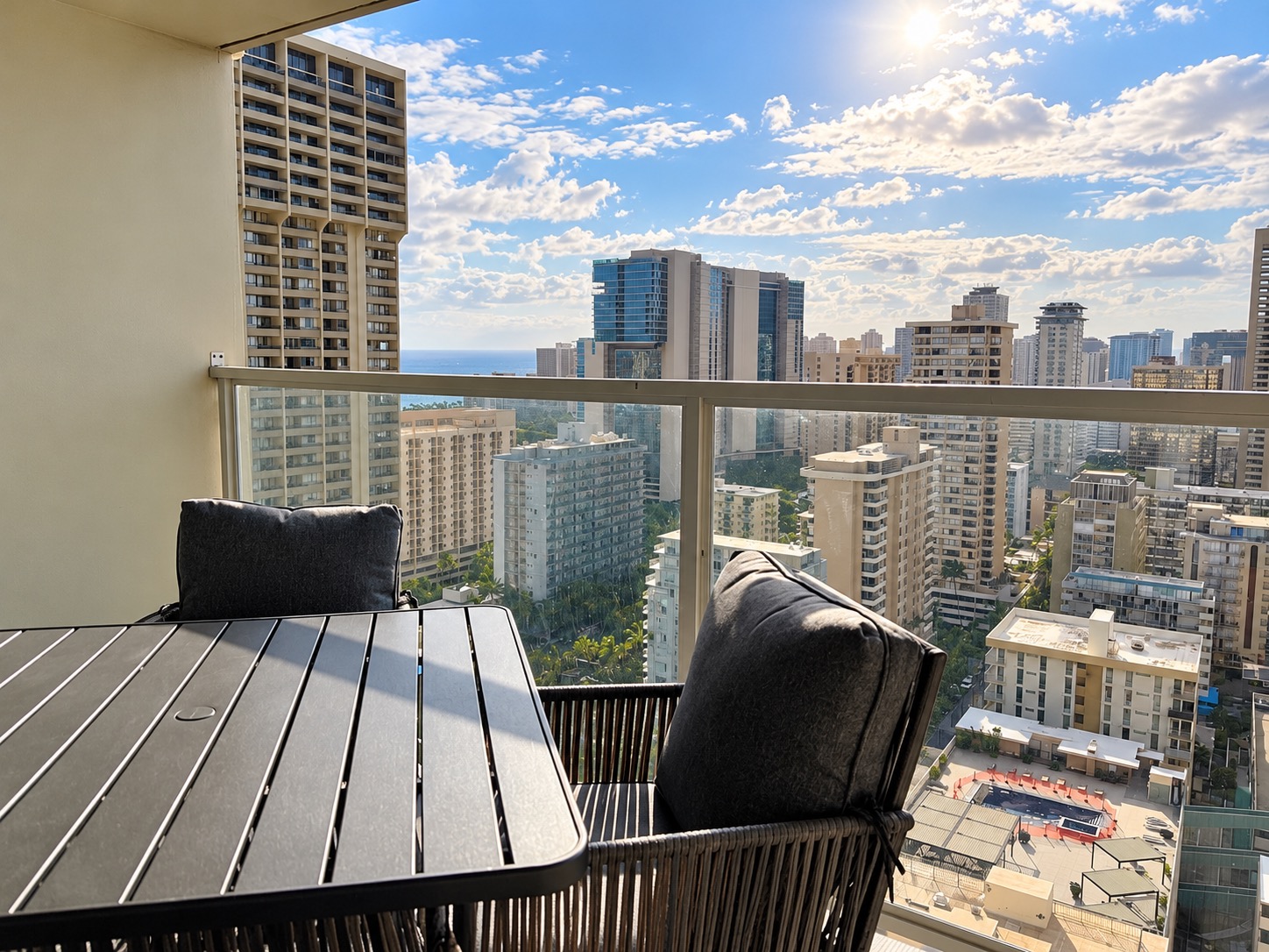 28F-Upscale Chic Studio-Waikiki-Ocean&Canal View