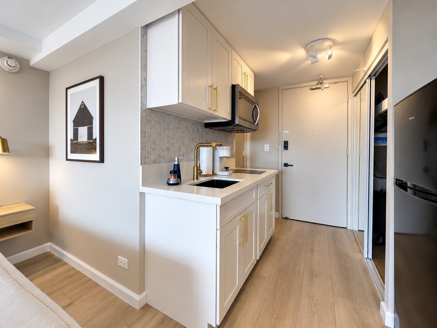 28F-Upscale Chic Studio-Waikiki-Ocean&Canal View