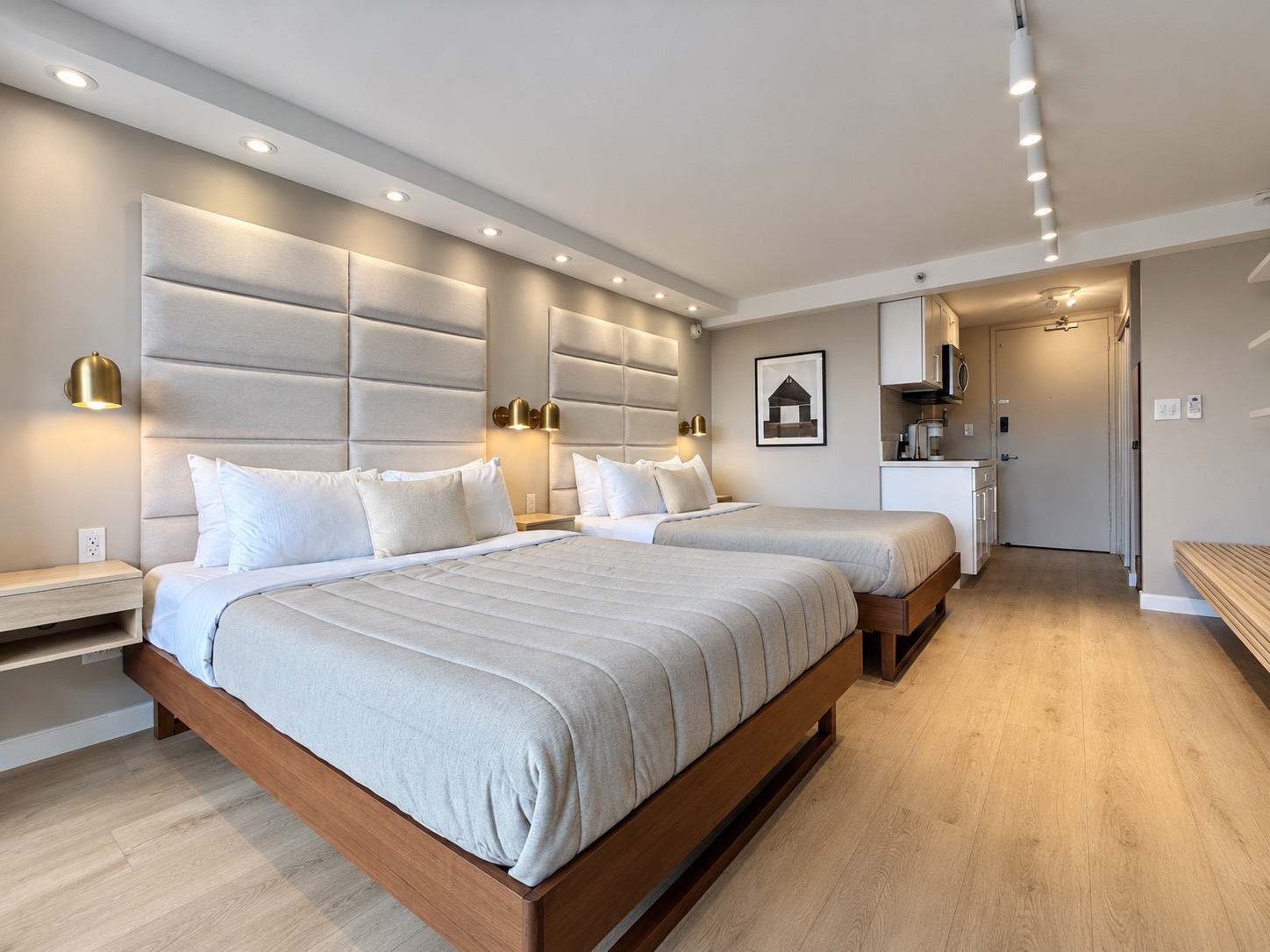 28F-Upscale Chic Studio-Waikiki-Ocean&Canal View