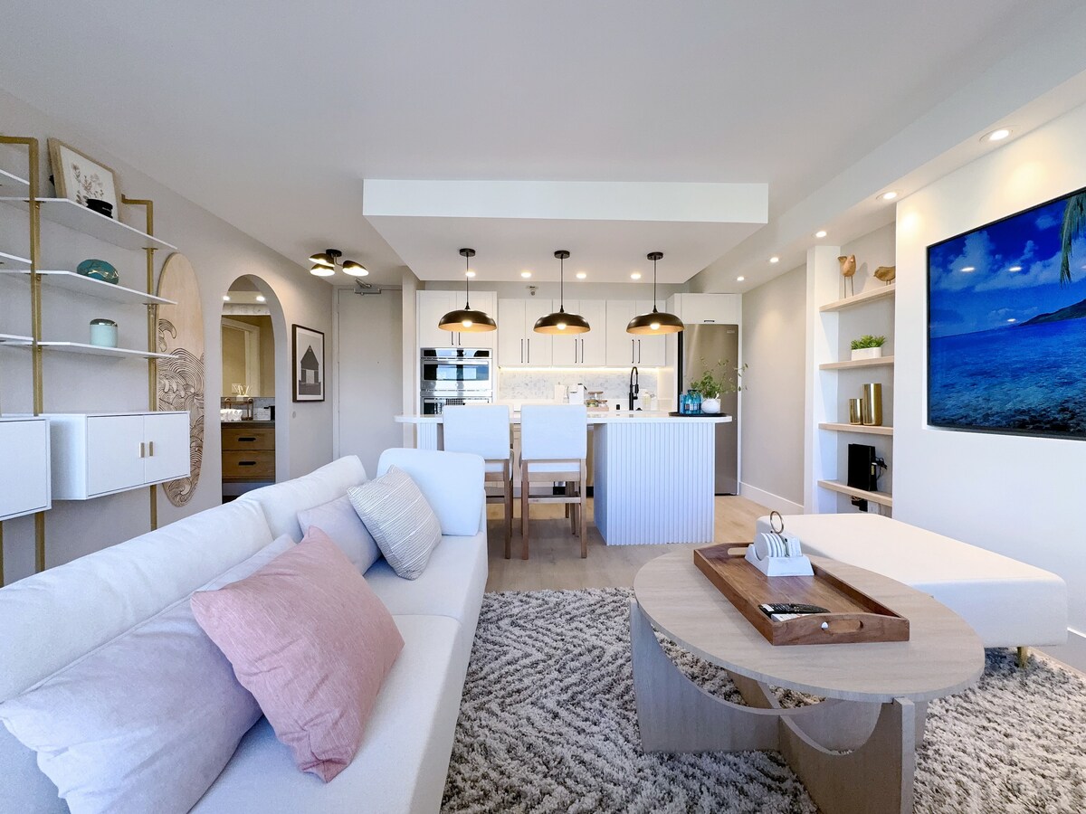 17F-Beautiful & Upscale-Waikiki Beach 1BR/Parking~