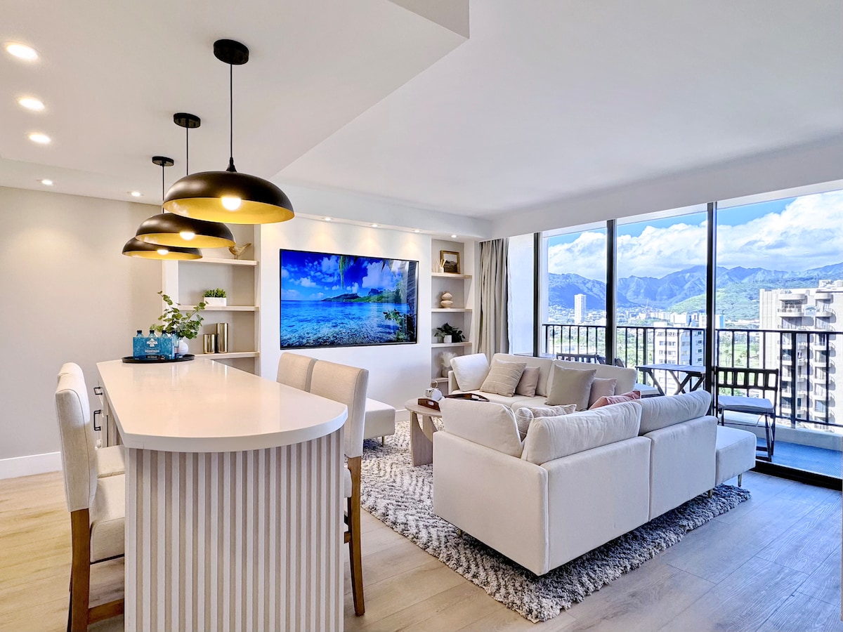 17F-Beautiful & Upscale-Waikiki Beach 1BR/Parking~