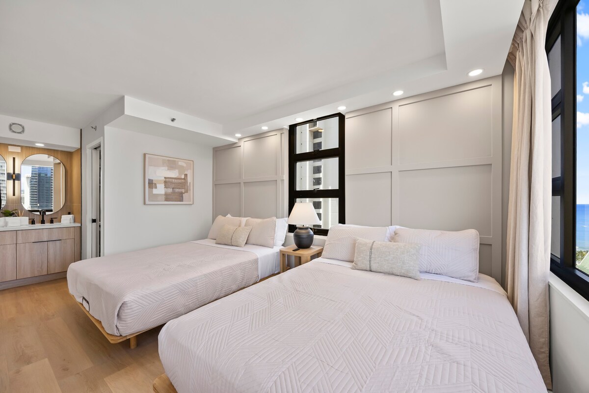21F-Upscale & Spacious Ocean View-1 BR w/ Parking!