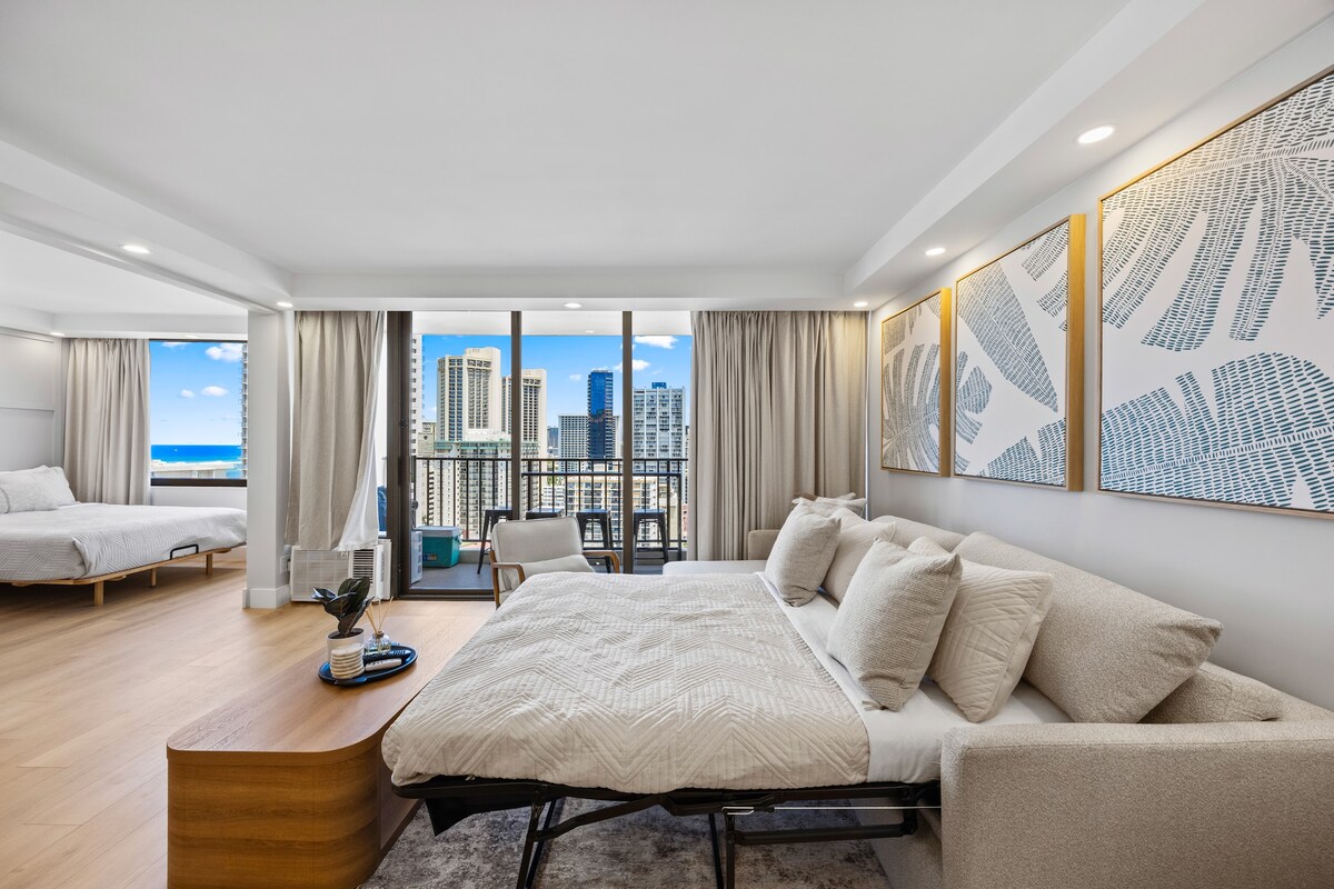 21F-Upscale & Spacious Ocean View-1 BR w/ Parking!