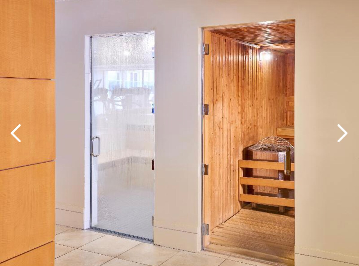 31FL-Upscale High FL-Ala Moana Hotel Deluxe Double