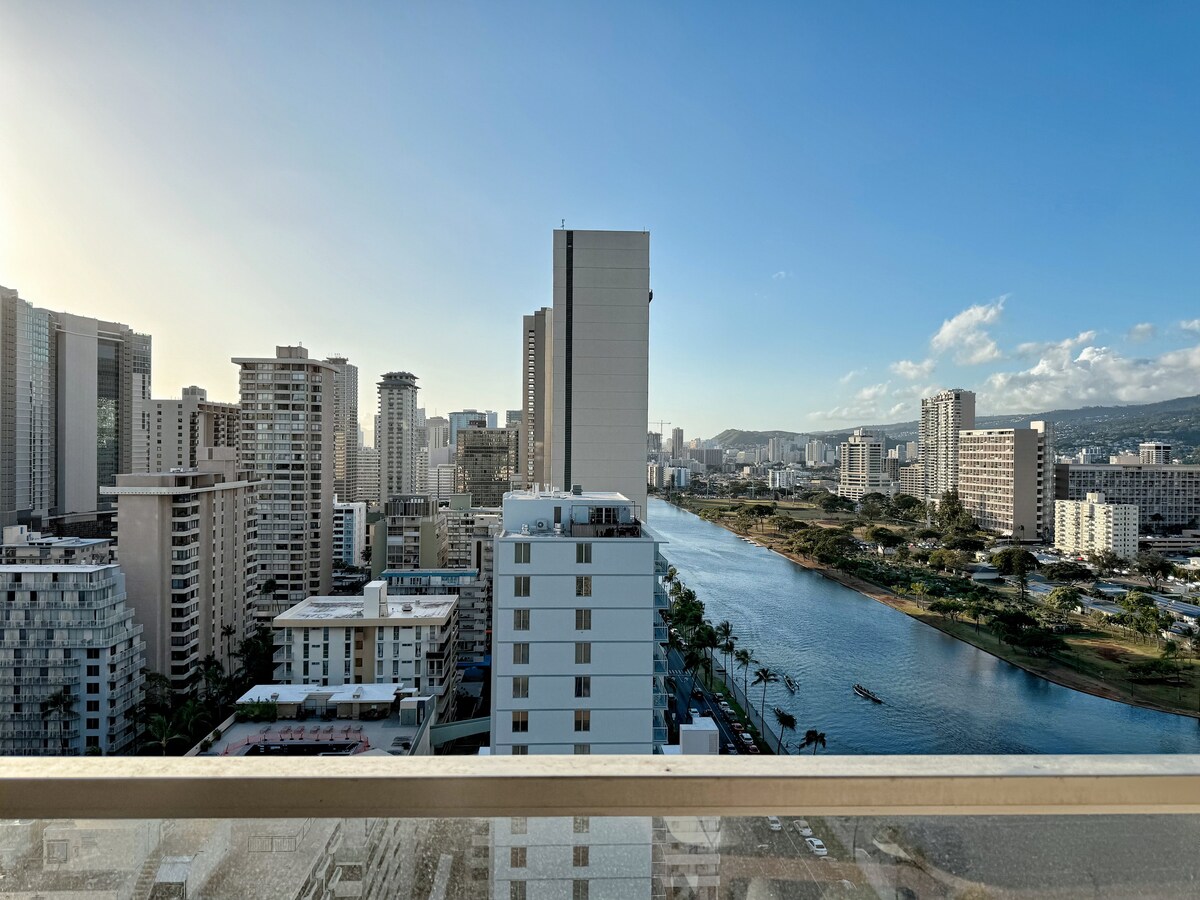 23FL-Upscale Newly Renovated King Studio-Waikiki~