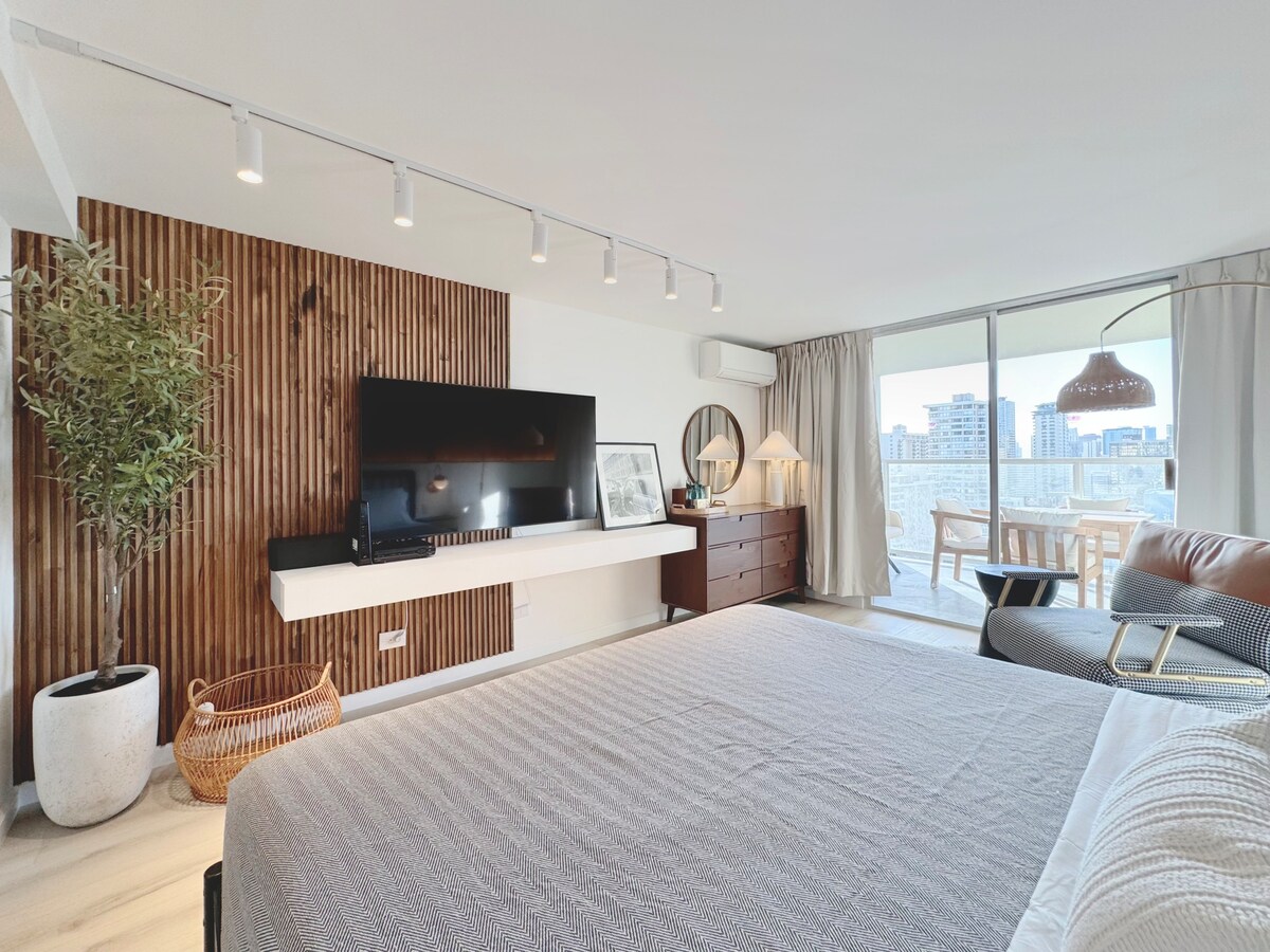 23FL-Upscale Newly Renovated King Studio-Waikiki~