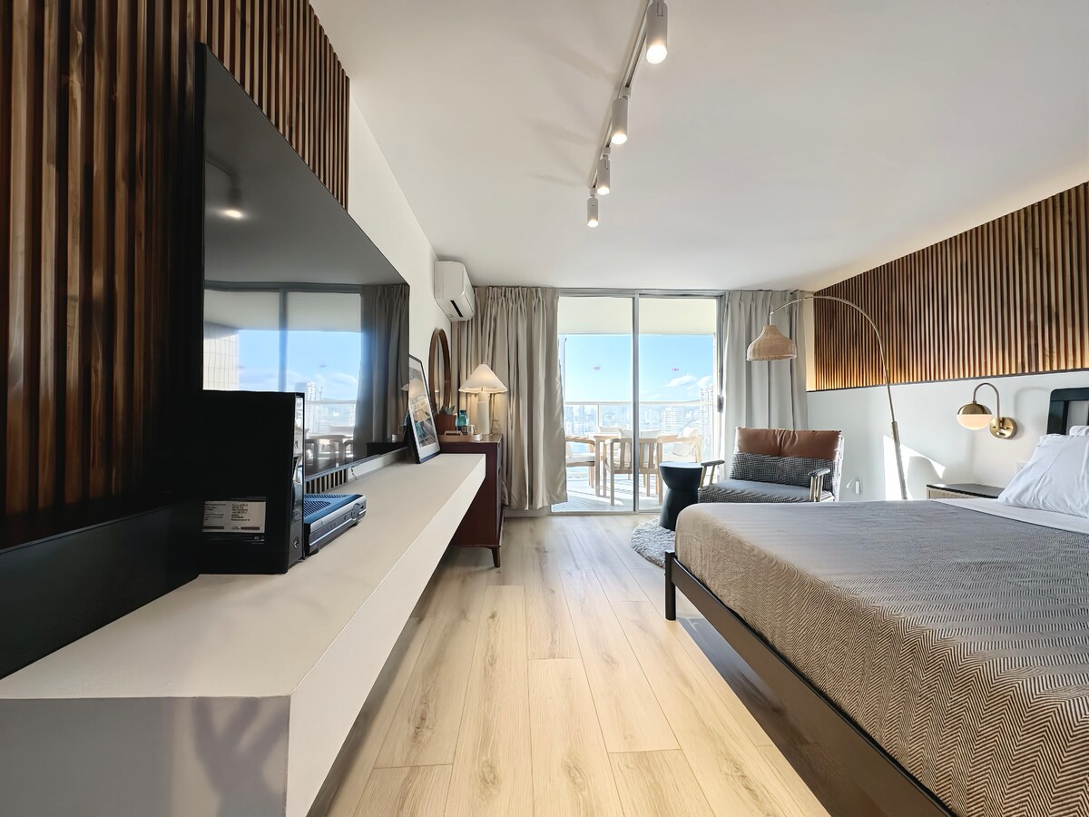 23FL-Upscale Newly Renovated King Studio-Waikiki~