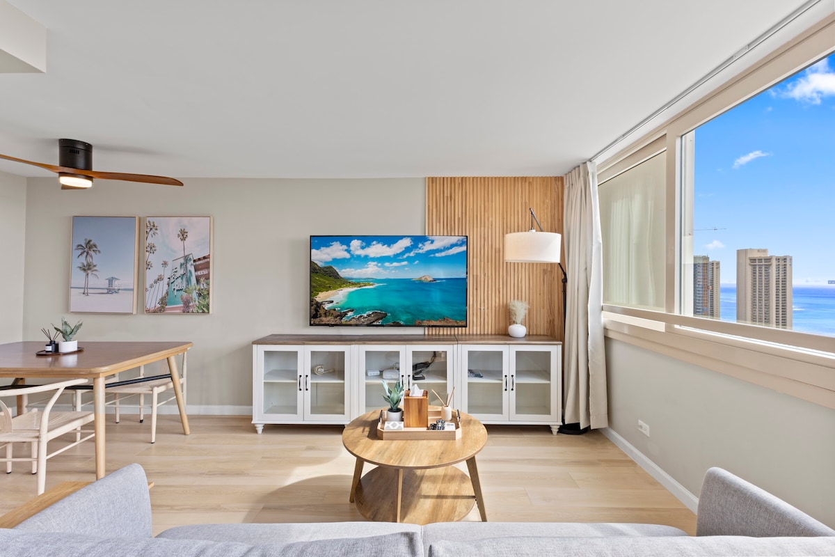 36F-Modern Upscale Ocean View 1BR-Waikiki Beach!