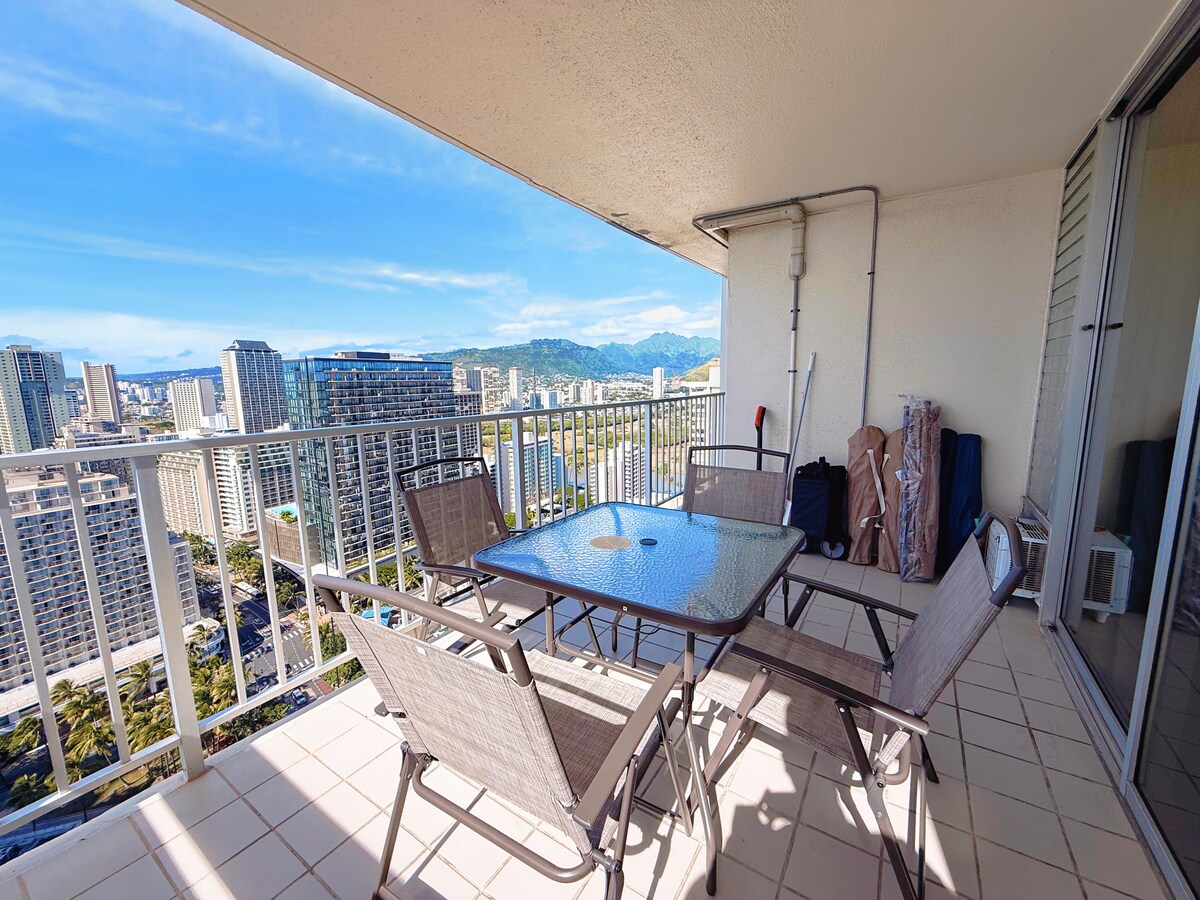 31FL-High Floor Oceanview-Waikiki-1BR-Near Beach!