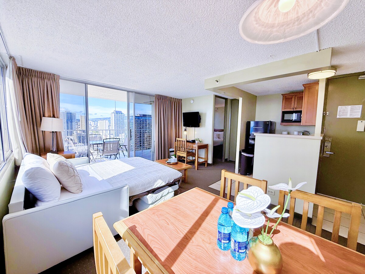 31FL-High Floor Oceanview-Waikiki-1BR-Near Beach!