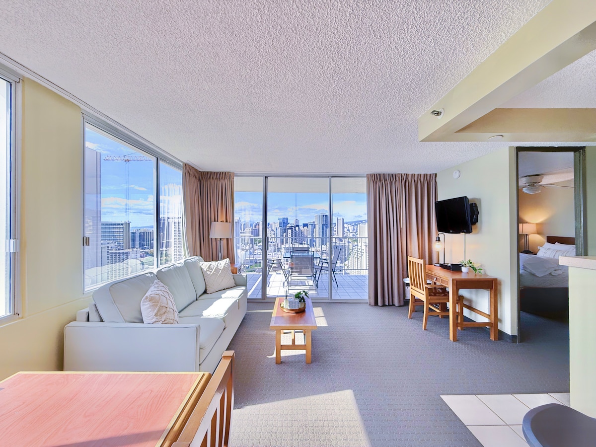 31FL-High Floor Oceanview-Waikiki-1BR-Near Beach!