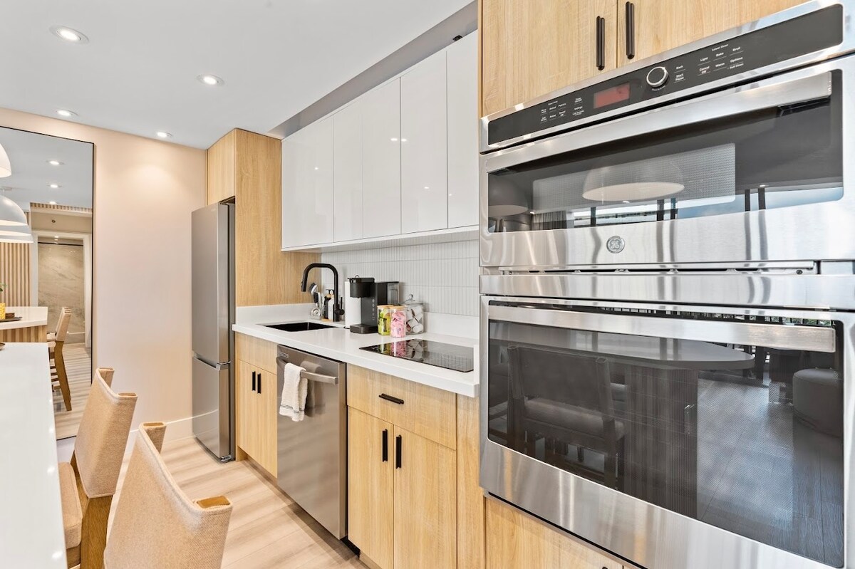 15FL-Upscale Chic Waikiki Banyan 1BR-Free Parking