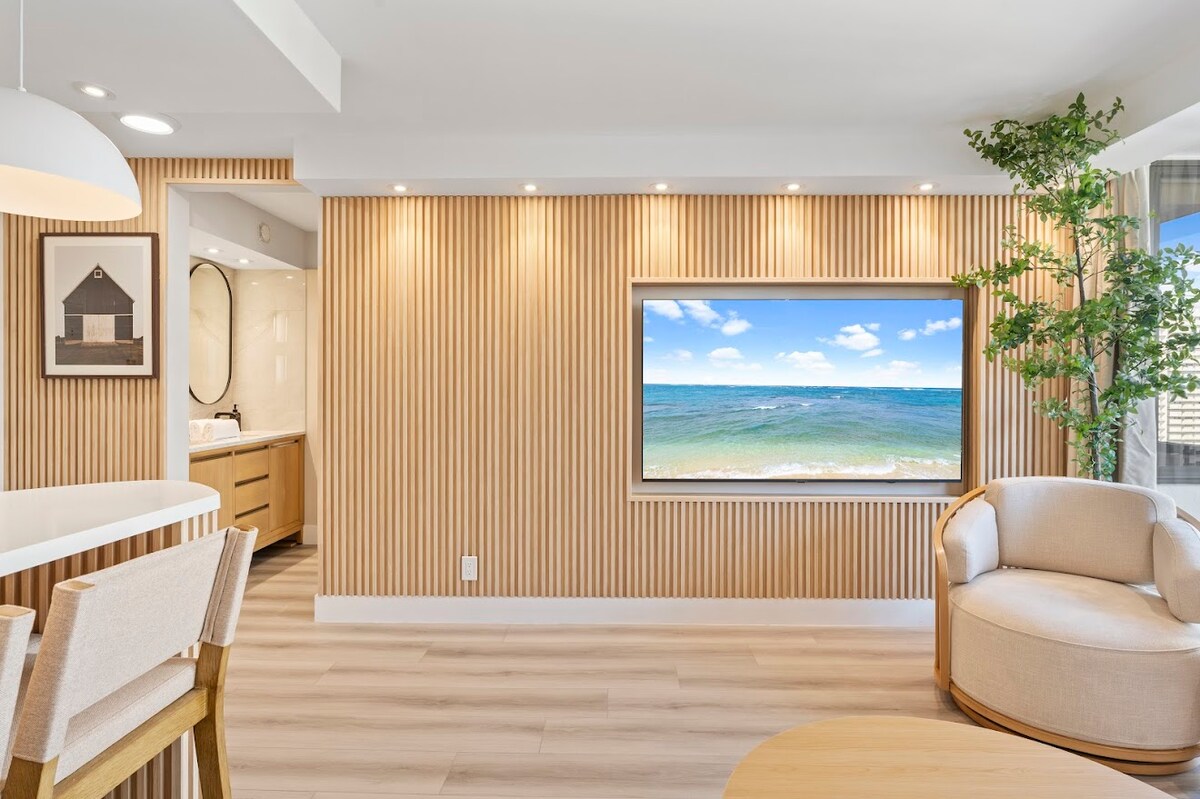 15FL-Upscale Chic Waikiki Banyan 1BR-Free Parking