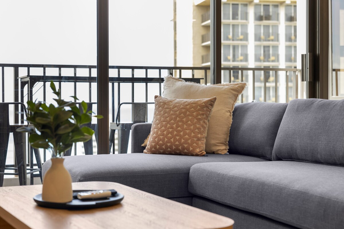 33F-Stunning Ocean View 1BR-Waikiki/Free Parking