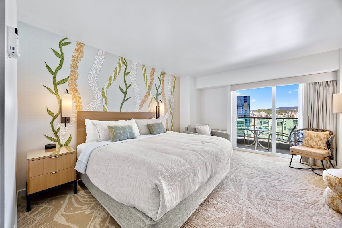 24F-Premier King Studio-Ala Moana Hotel-City View