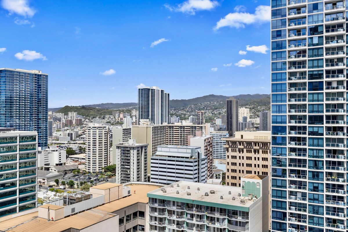 24F-Premier King Studio-Ala Moana Hotel-City View