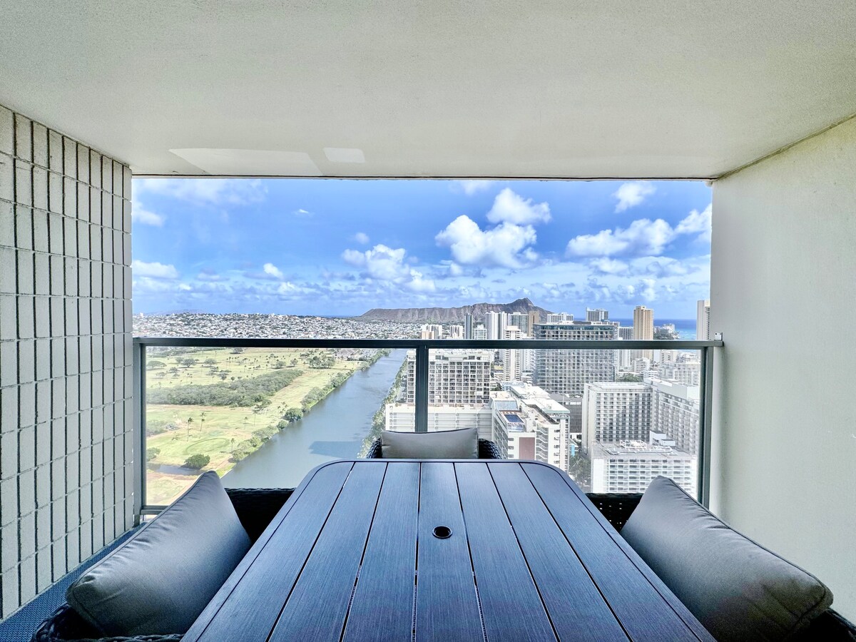 40FL-Ocean & Diamond Head Views-Premium Studio