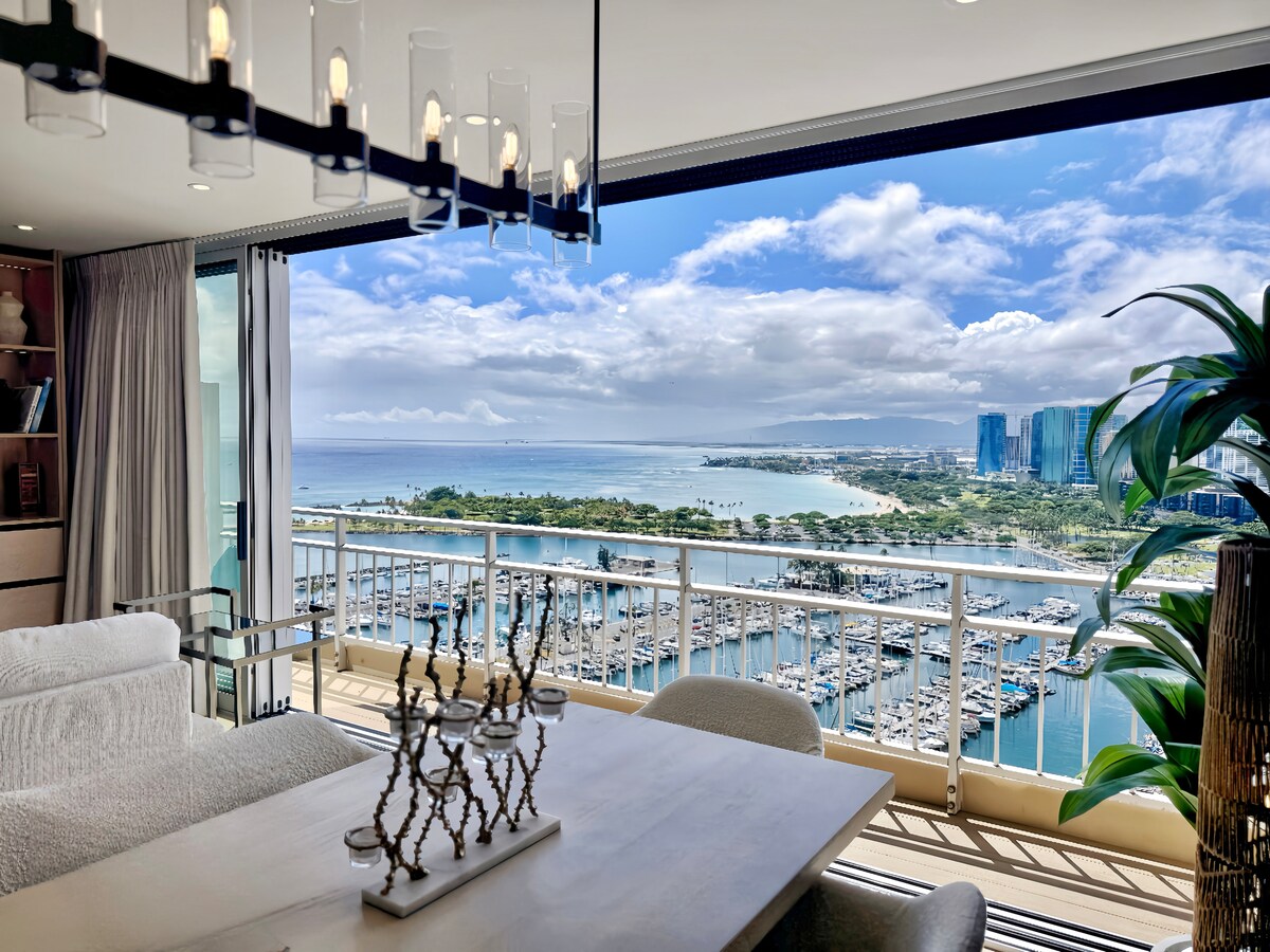 Ilikai Penthouse-Luxury Oceanview 2BR/2BTH/Parking