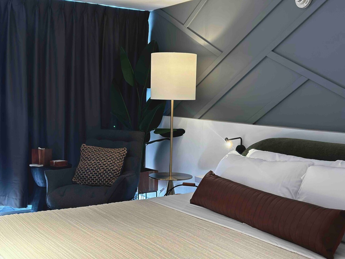 Exquisite Boutique Studio in Central Waikiki