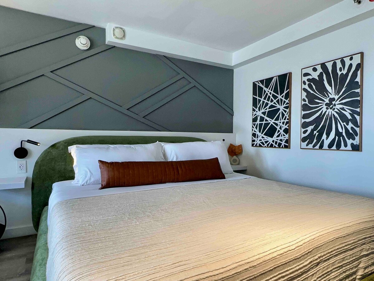 Exquisite Boutique Studio in Central Waikiki