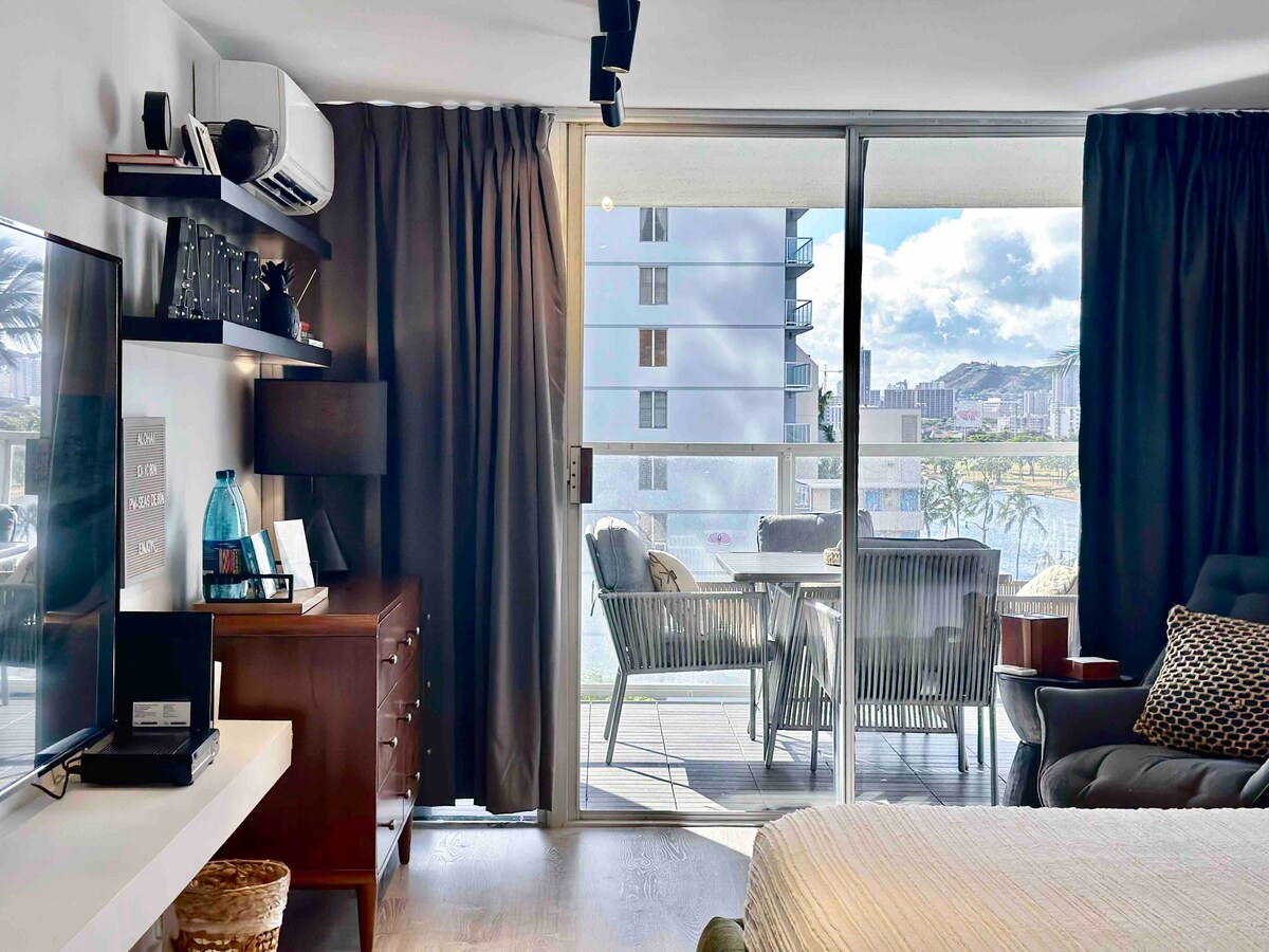 Exquisite Boutique Studio in Central Waikiki