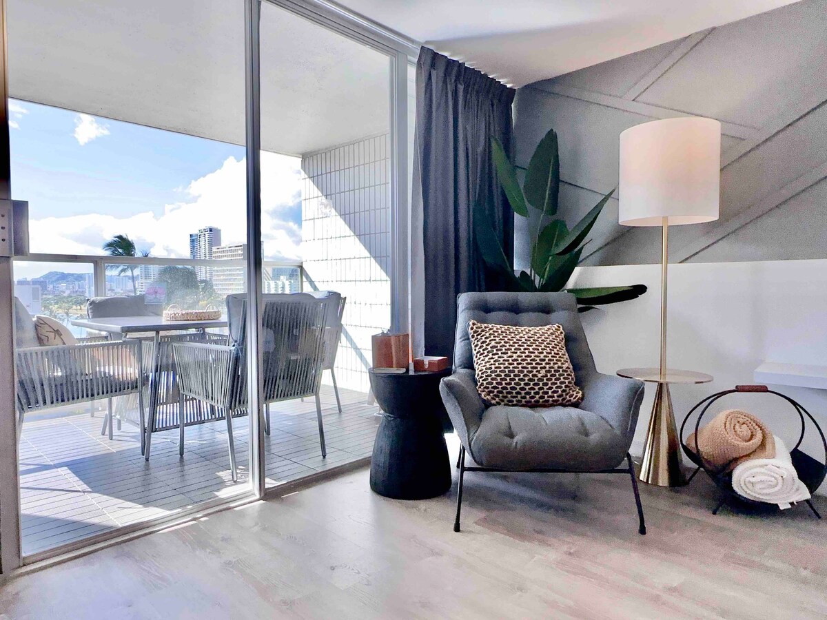 Exquisite Boutique Studio in Central Waikiki