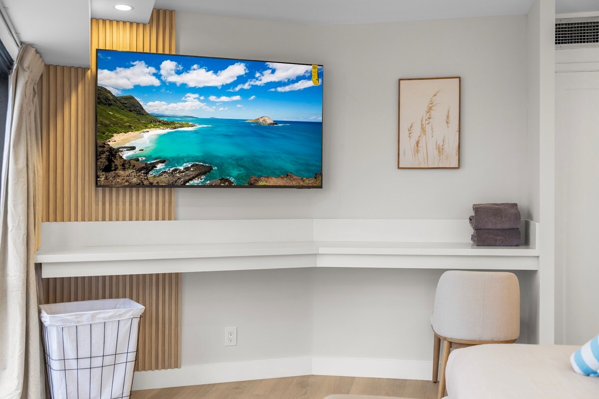 29F-Financial District-Harbor View-1BR w/Parking