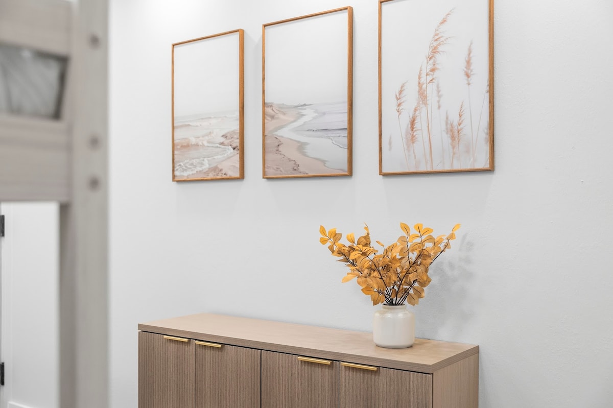 29F-Financial District-Harbor View-1BR w/Parking