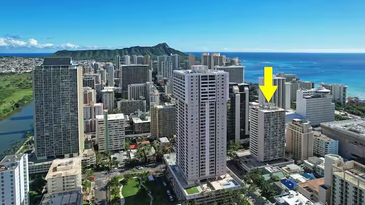 New! Elegant King Studio-Waikiki Beach w/Parking